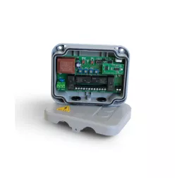 CARDIN 4-Channel Receiver in Enclosure 230V